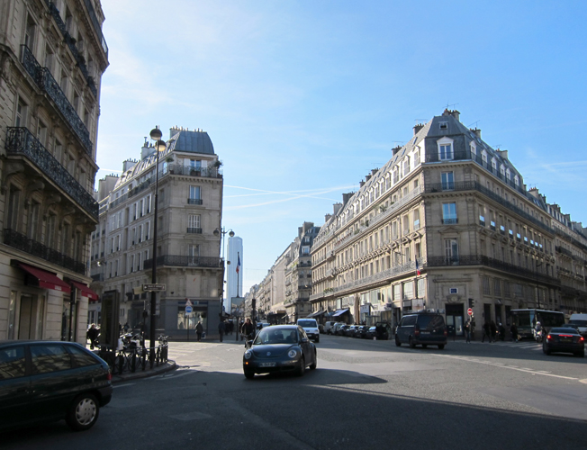 Figure 4. A crossing of wide streets in Paris.